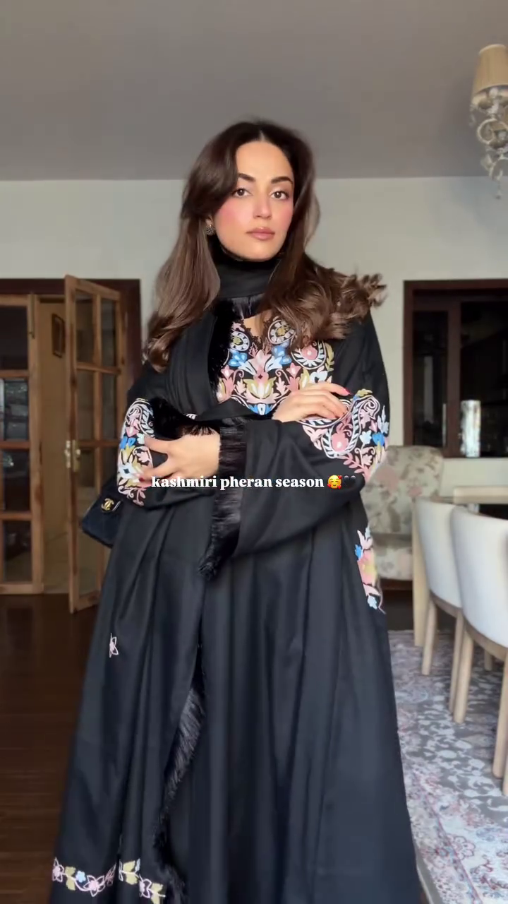 Black Kashmiri Embroidered Pheran