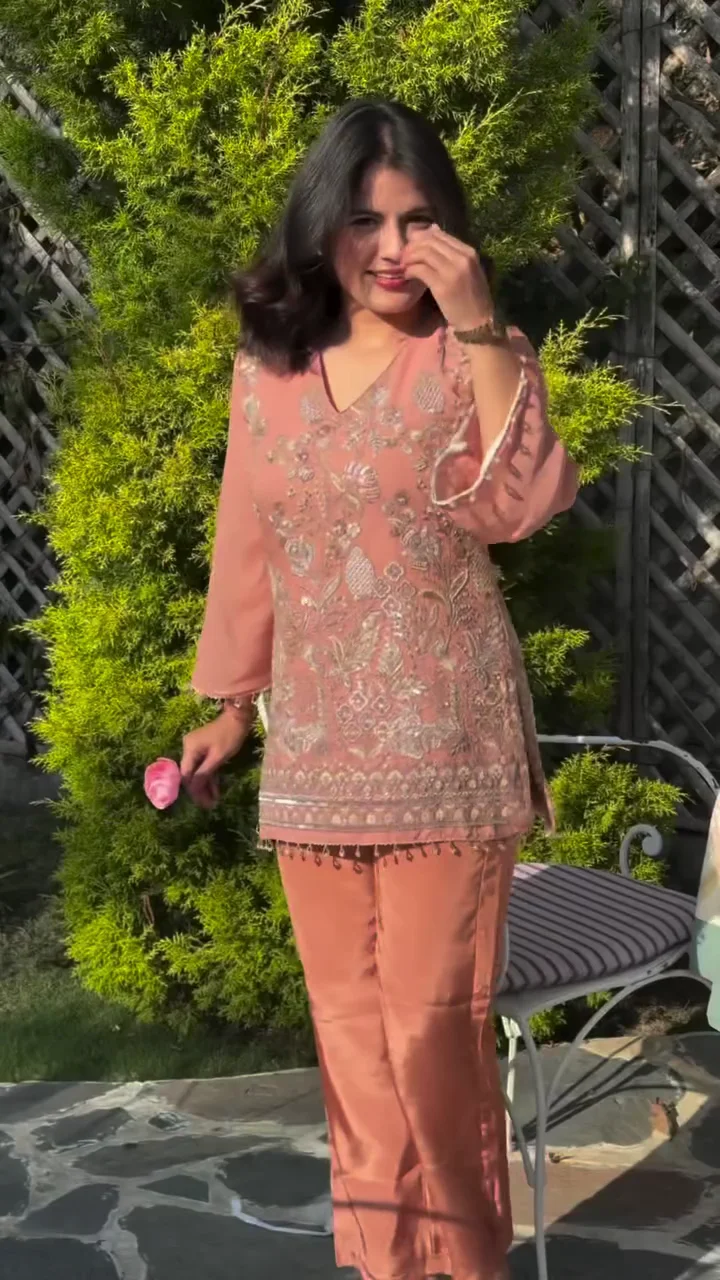 Peach Embroidered Kurta Set with Elegant Detailing